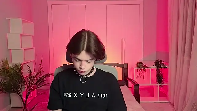 b0y fantasy online show from 01-29-25, 04:30