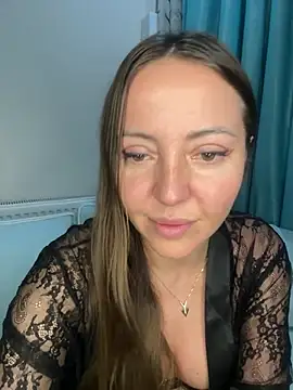 Snapshot of Wild00Bird chatting on 02-16-25, 04:53 Wild00Bird online show from 02-16-25, 04:53