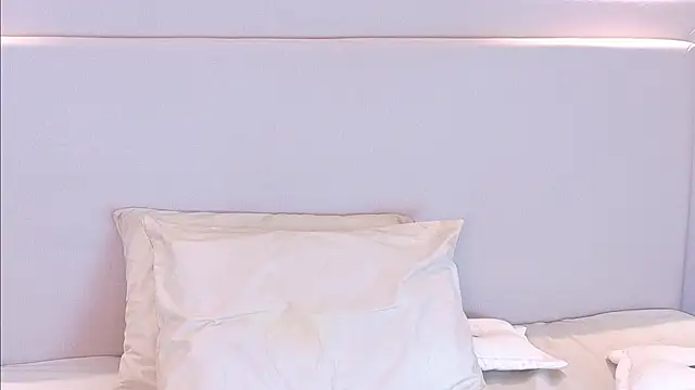 NickyBelmonth online show from 03-11-25, 03:02