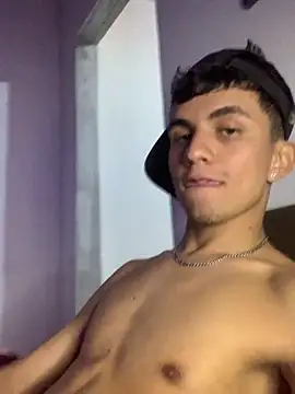 gabrielzinnnn085 online show from 11-14-25, 08:29