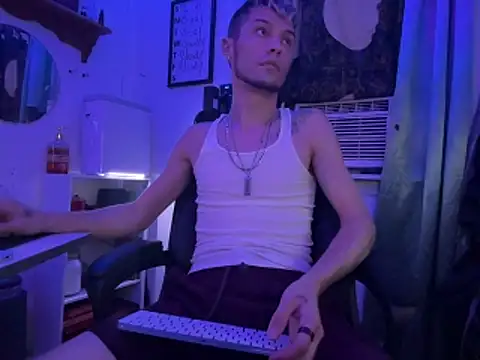Trystan Spellman online show from 06-12-26, 06:23