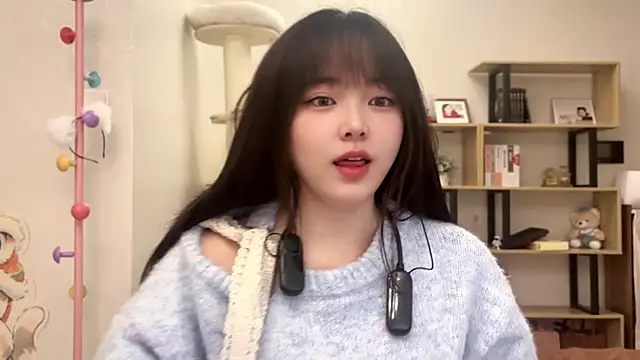 Chenjing0 online show from 11-02-25, 02:47