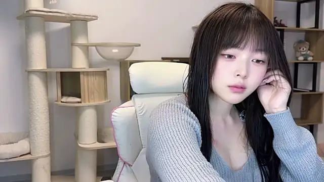 Chenjing0 online show from 05-11-26, 12:11