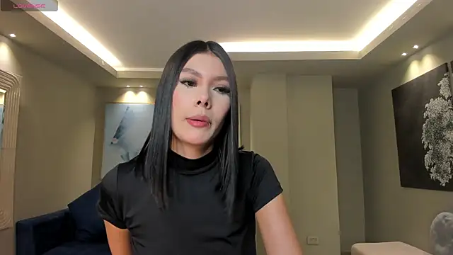 NiaSalvatore online show from 10-09-25, 06:50