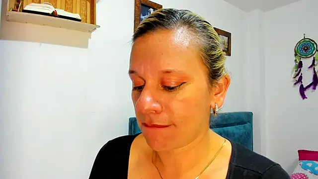 Snapshot of sofi_saliva2511 chatting on 01-16-25, 02:51 sofi saliva2511 online show from 01-16-25, 02:51