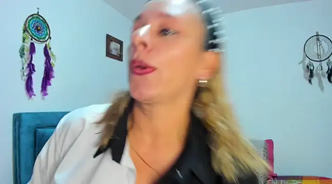 Snapshot of sofi_saliva2511 chatting on 02-08-25, 10:19 sofi saliva2511 online show from 02-08-25, 10:19