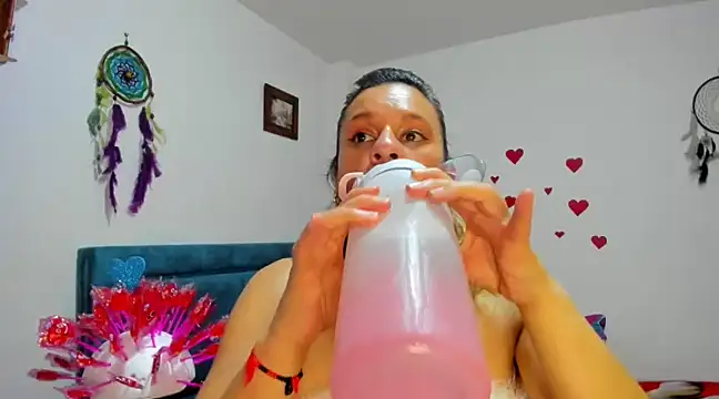 Snapshot of sofi_saliva2511 chatting on 02-14-25, 05:36 sofi saliva2511 online show from 02-14-25, 05:36