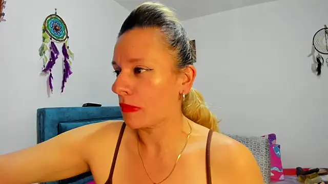 Snapshot of sofi_saliva2511 chatting on 03-21-25, 01:34 sofi saliva2511 online show from 03-21-25, 01:34