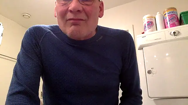 Parleg2 online show from 11-21-25, 07:12