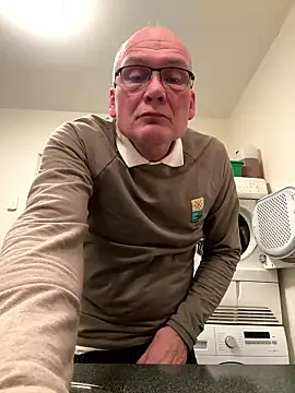 Parleg2 online show from 01-18-26, 03:49