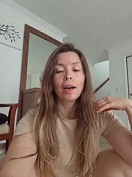 karina warthon online show from 06-15-26, 05:37