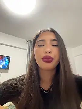 Snapshot of miaceleste chatting on 10-09-25, 06:06 miaceleste online show from 10-09-25, 06:06