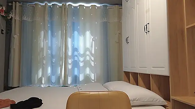 Lucky-xiuxiu online show from 03-20-25, 03:13