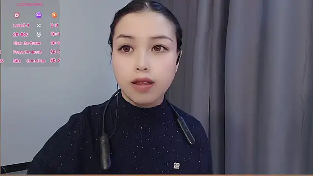 Lucky-xiuxiu online show from 02-11-26, 11:43