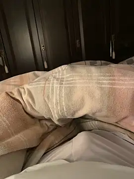 gamdschie49 online show from 04-02-26, 07:55