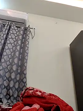 Snapshot of shreya1765 chatting on 09-19-25, 01:07 shreya1765 online show from 09-19-25, 01:07