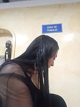 Snapshot of BELLA--26 chatting on 01-20-25, 02:36 BELLA--26 online show from 01-20-25, 02:36