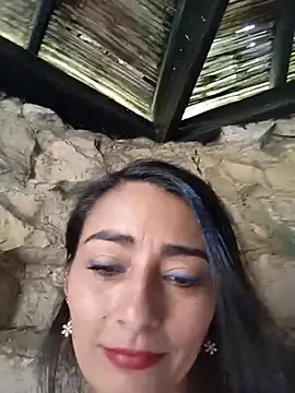 Snapshot of BELLA--26 chatting on 01-26-25, 05:55 BELLA--26 online show from 01-26-25, 05:55