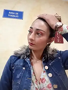 Snapshot of BELLA--26 chatting on 01-30-25, 03:19 BELLA--26 online show from 01-30-25, 03:19