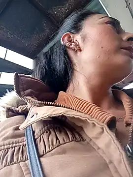 Snapshot of BELLA--26 chatting on 01-31-25, 07:40 BELLA--26 online show from 01-31-25, 07:40