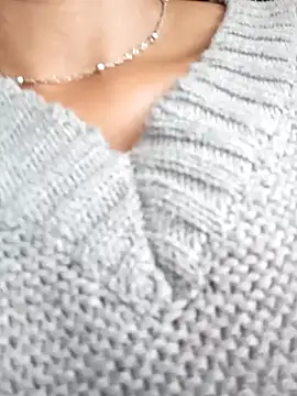 Snapshot of BELLA--26 chatting on 02-10-25, 03:10 BELLA--26 online show from 02-10-25, 03:10