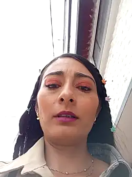 Snapshot of BELLA--26 chatting on 02-12-25, 07:24 BELLA--26 online show from 02-12-25, 07:24