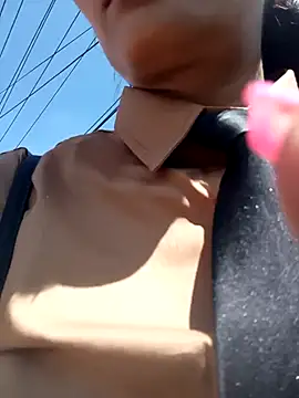 Snapshot of BELLA--26 chatting on 02-19-25, 03:27 BELLA--26 online show from 02-19-25, 03:27