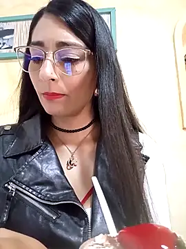 Snapshot of BELLA--26 chatting on 02-27-25, 08:09 BELLA--26 online show from 02-27-25, 08:09