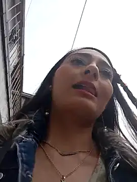 Snapshot of BELLA--26 chatting on 03-04-25, 08:27 BELLA--26 online show from 03-04-25, 08:27