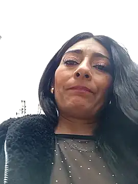 Snapshot of BELLA--26 chatting on 03-05-25, 07:27 BELLA--26 online show from 03-05-25, 07:27