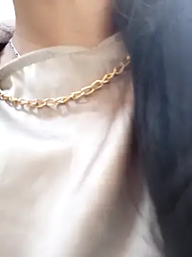 Snapshot of BELLA--26 chatting on 03-12-25, 02:45 BELLA--26 online show from 03-12-25, 02:45