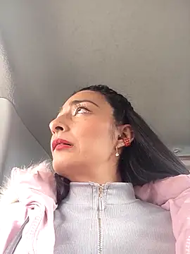 Snapshot of BELLA--26 chatting on 03-13-25, 07:17 BELLA--26 online show from 03-13-25, 07:17