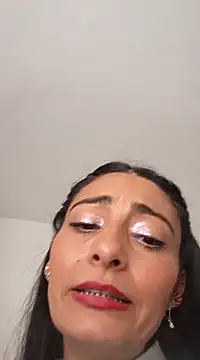 Snapshot of BELLA--26 chatting on 03-13-25, 10:21 BELLA--26 online show from 03-13-25, 10:21