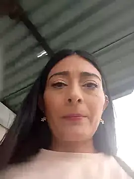 Snapshot of BELLA--26 chatting on 03-15-25, 02:34 BELLA--26 online show from 03-15-25, 02:34