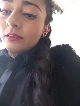 Snapshot of BELLA--26 chatting on 03-19-25, 08:54 BELLA--26 online show from 03-19-25, 08:54