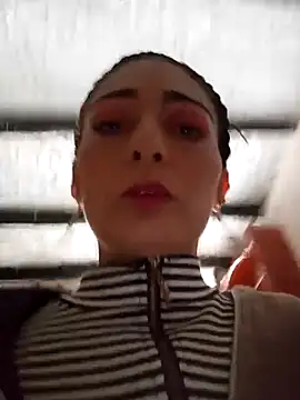 Snapshot of BELLA--26 chatting on 03-22-25, 02:25 BELLA--26 online show from 03-22-25, 02:25