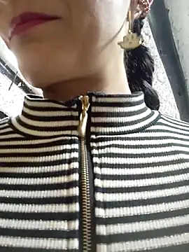 Snapshot of BELLA--26 chatting on 03-22-25, 05:31 BELLA--26 online show from 03-22-25, 05:31