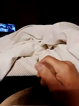 Snapshot of HueingChamber4352 chatting on 11-08-25, 07:41 HueingChamber4352 online show from 11-08-25, 07:41