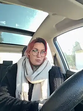 Mia-Fuchs online show from 03-05-25, 08:43