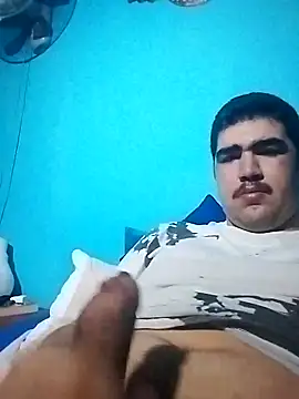 Snapshot of Elrep_tile chatting on 02-22-25, 04:29 Elrep tile online show from 02-22-25, 04:29