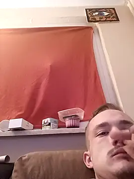 Snapshot of frankthefuck69 chatting on 03-06-25, 12:10 frankthefuck69 online show from 03-06-25, 12:10