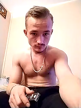 Snapshot of frankthefuck69 chatting on 03-09-25, 05:00 frankthefuck69 online show from 03-09-25, 05:00