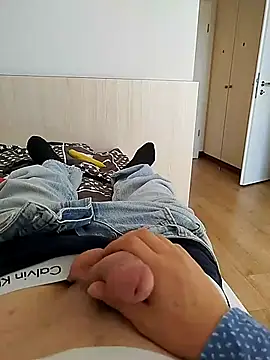 Snapshot of frankthefuck69 chatting on 09-30-25, 11:59 frankthefuck69 online show from 09-30-25, 11:59