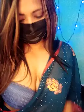 Snapshot of itz_Jezz_love chatting on 02-21-25, 12:17 itz Jezz love online show from 02-21-25, 12:17