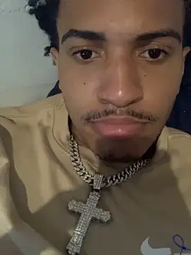 Snapshot of DobyingSulfur chatting on 11-17-25, 02:39 DobyingSulfur online show from 11-17-25, 02:39