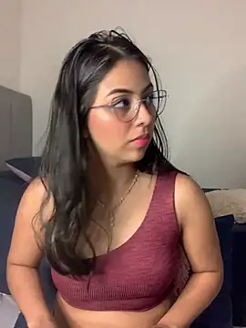 Julii- online show from 01-05-25, 07:39