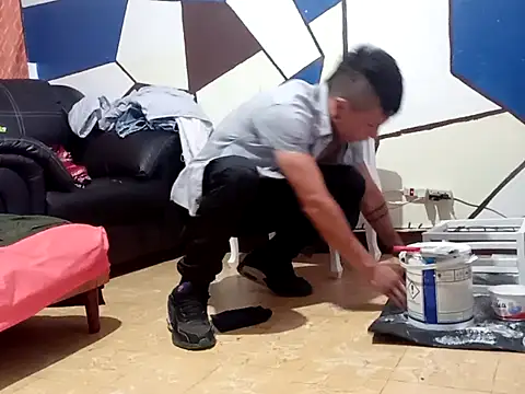 Snapshot of chispahot69_ chatting on 10-22-25, 08:47 chispahot69 online show from 10-22-25, 08:47