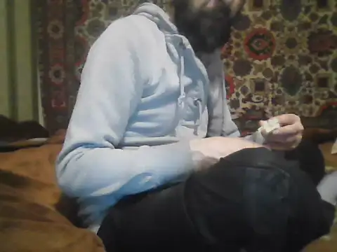 Snapshot of AlferezzSolvajo chatting on 10-12-25, 06:40 AlferezzSolvajo online show from 10-12-25, 06:40