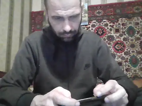 Snapshot of AlferezzSolvajo chatting on 10-29-25, 05:31 AlferezzSolvajo online show from 10-29-25, 05:31