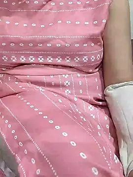 Snapshot of mallupriyapriya chatting on 02-10-25, 07:58 mallupriyapriya online show from 02-10-25, 07:58